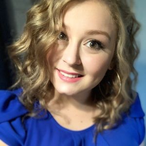 Meet your Posher, Josee